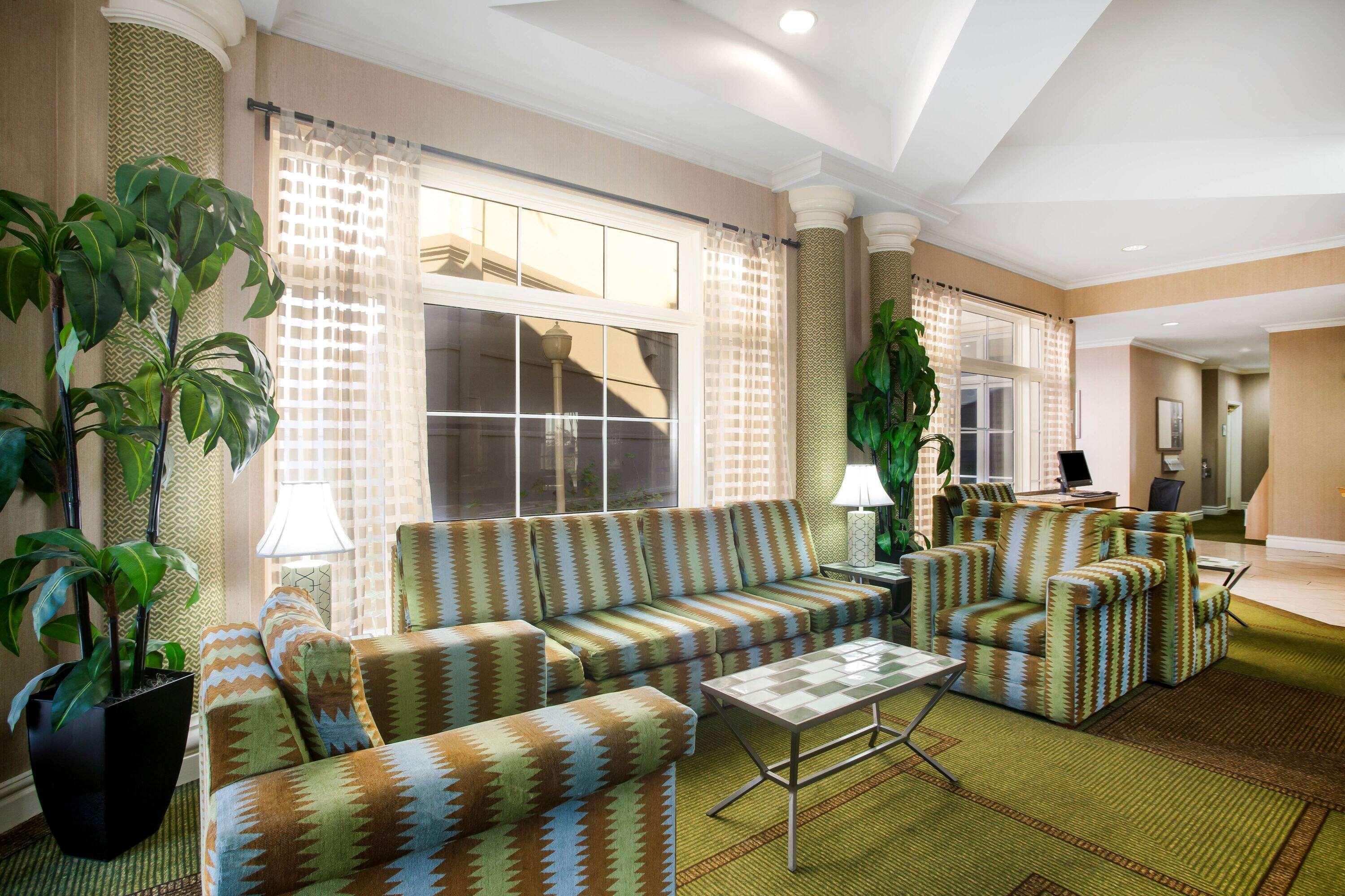 Отель La Quinta By Wyndham Austin Southwest Экстерьер фото
