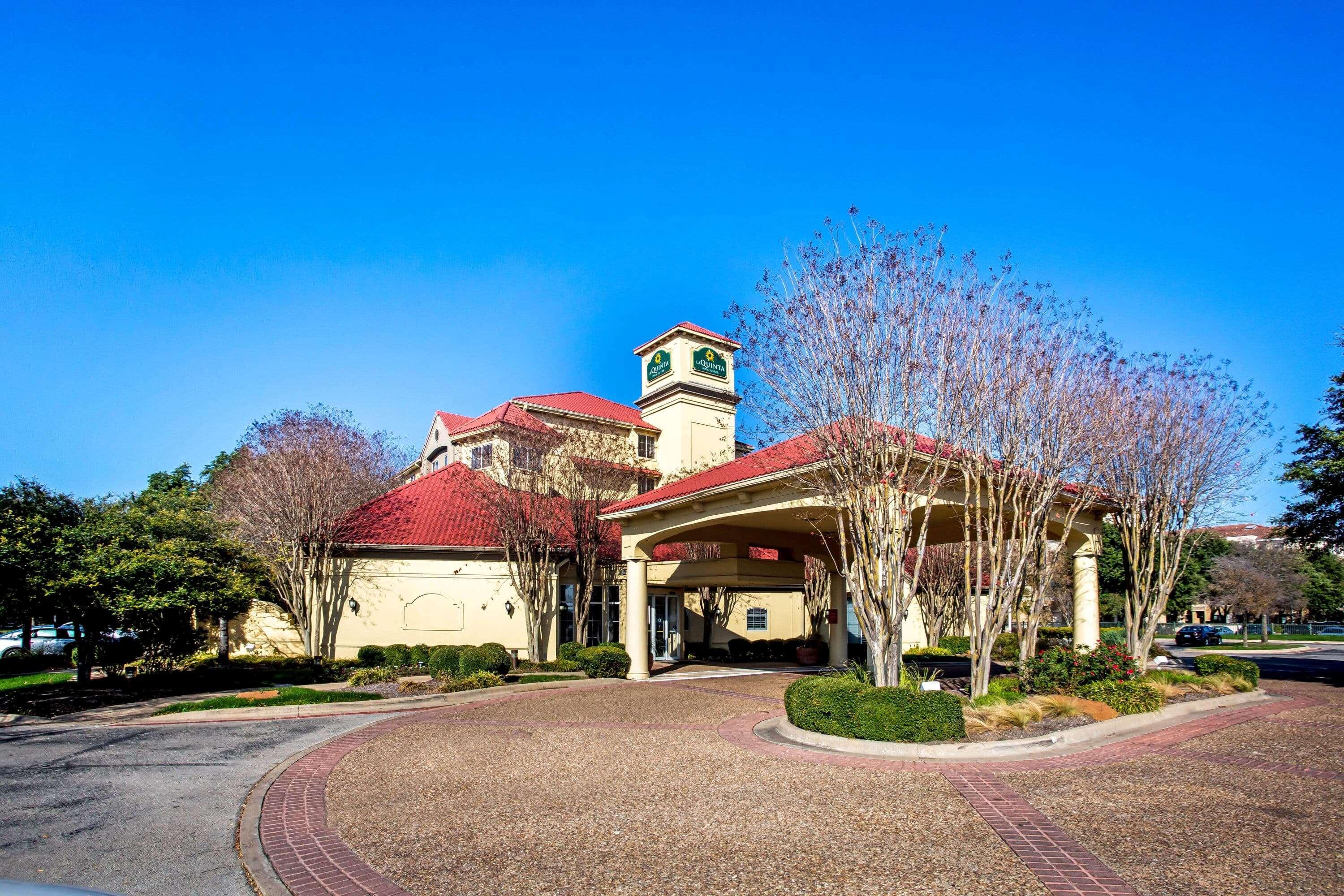 Отель La Quinta By Wyndham Austin Southwest Экстерьер фото